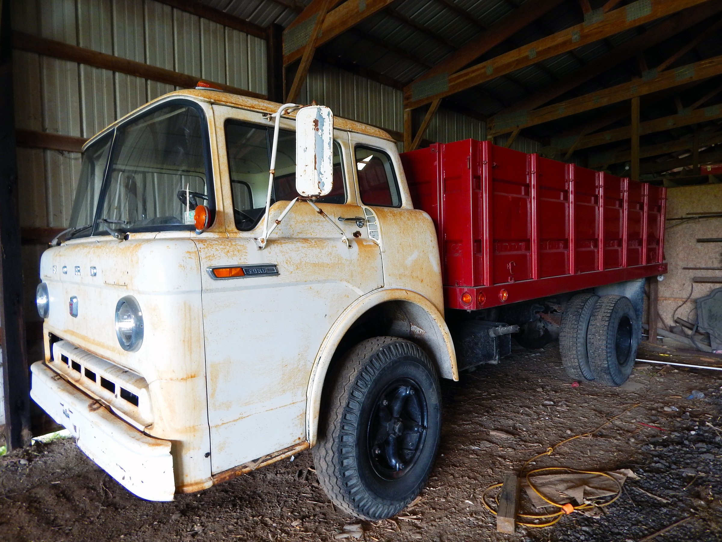 Property photo 8 - FARM EQUIPMENT AUCTION IN ST. JOSEPH COUNTY, INDIANA
